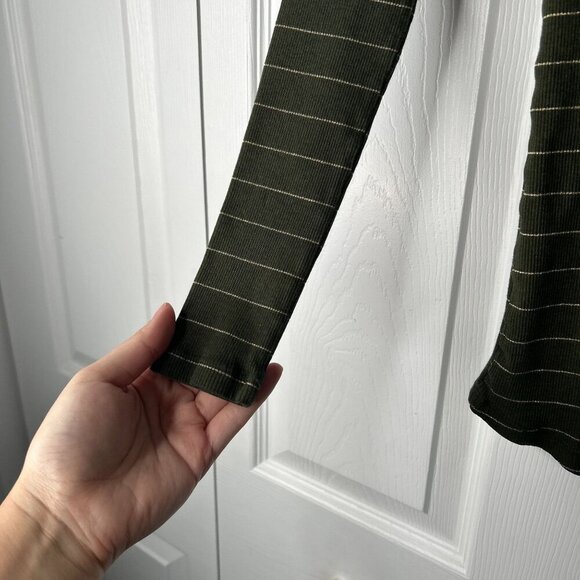 Soon Maternity Dark Green Striped Long Sleeve Ribbed Top Women's Size Small S - Picture 4 of 7